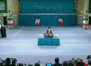 حضور رهبر معظم انقلاب برای مرحله دوم انتخابات مجلس ۱۴۰۳